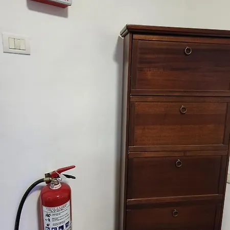 Gogh Apartament * Τίρανα